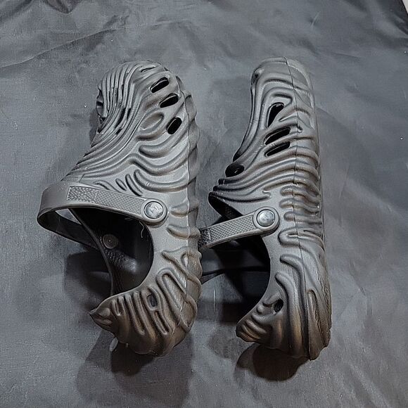 KBREE  SUMMER  PERSONALIZED FINGERPRINT MEN'S CASUAL BEACH OUTDOOR HOLE  SANDAL - Picture 12 of 15